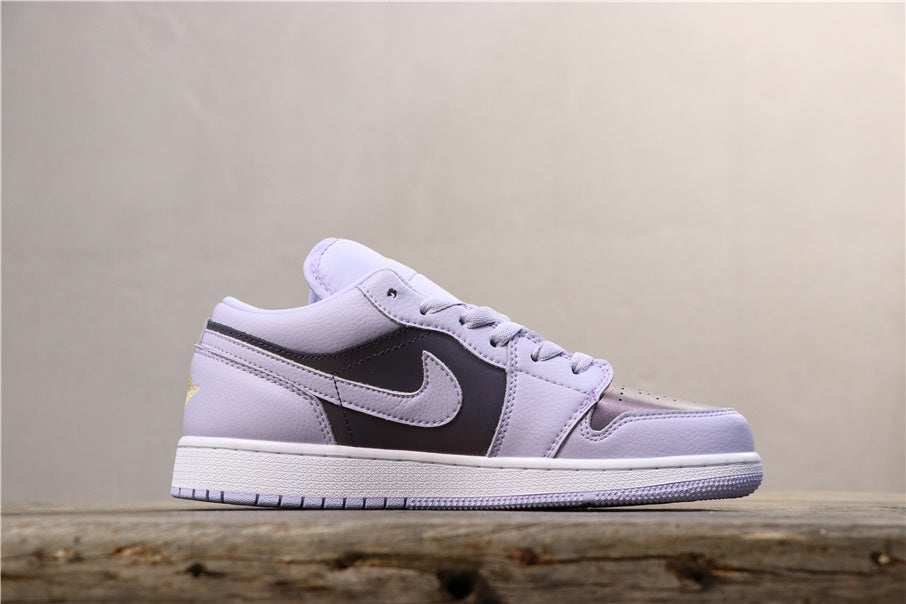 Air Jordan 1 Low GS Oxygen Purple Sneakers 554723-505
