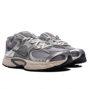 V5 RNR - Cement Grey/Grey Fog