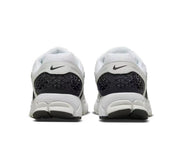 Nike Zoom Vomero 5 White and Black Sneakers
